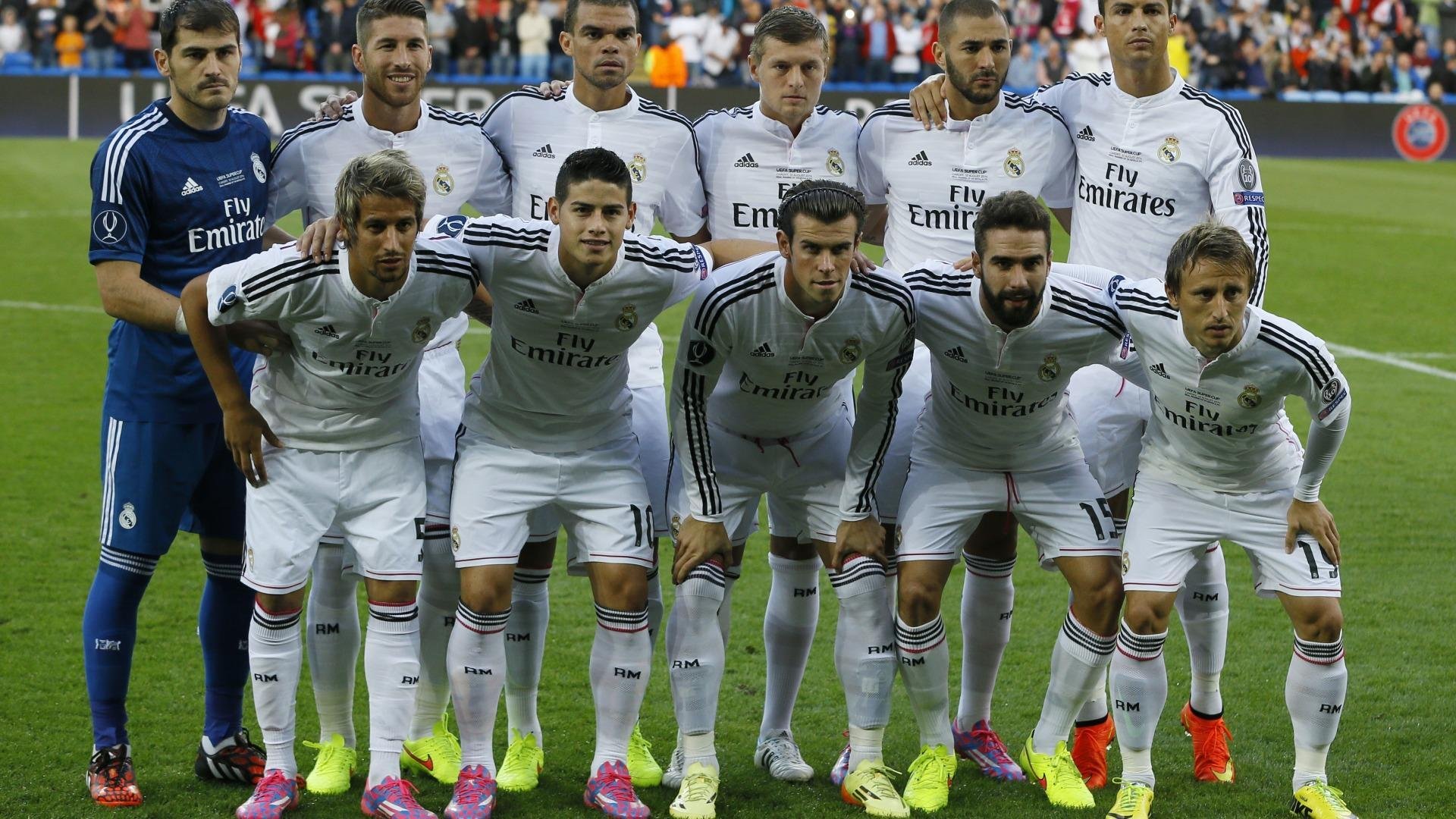 巴萨无力反抗布鲁日,三次追平未能取胜,防守问题暴露,巴萨主场不败纪录